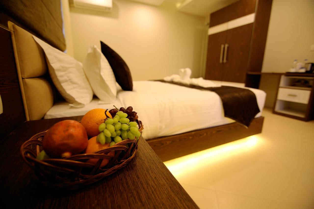 Hotel Le Sapphire スルタン・バザリー エクステリア 写真